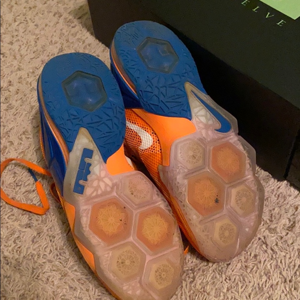 LEBRON XII LOW SHOES - Picture 4 of 8